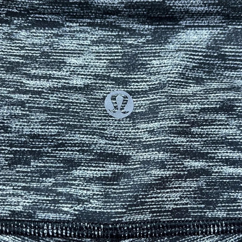 Lululemon women’s capris